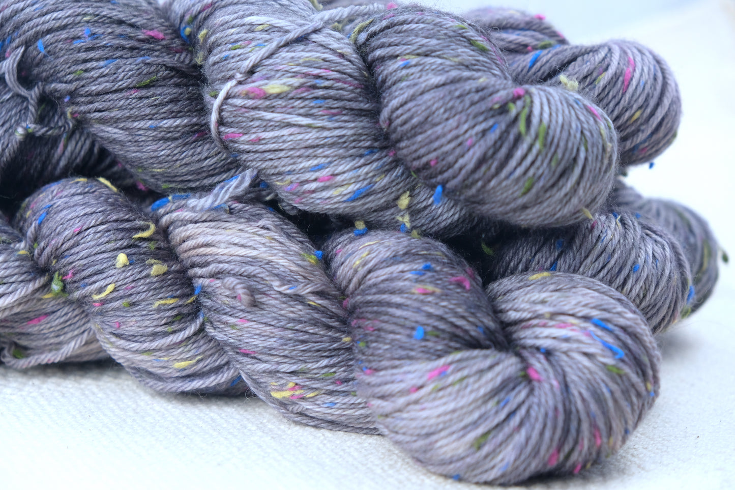 Sprinkle DK - Black Sesame